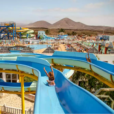 Tobogán acuático en Aquapark Costa Teguise